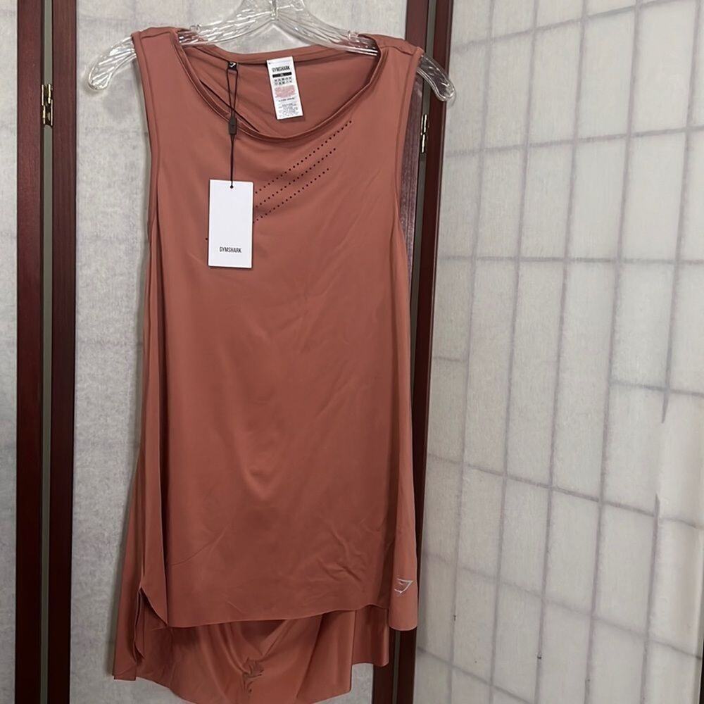 GYMSHARK‎ LASER CUT TANK SIZE XL